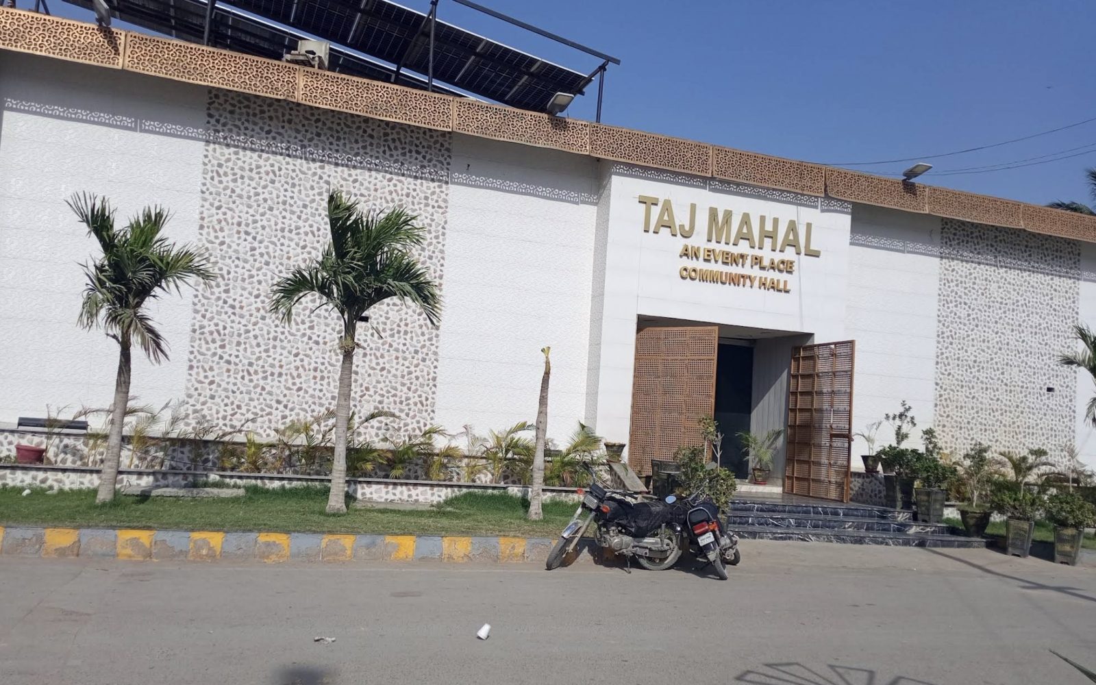 Taj Mahal Banqet